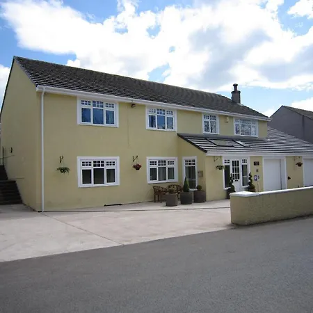 Grovewood House